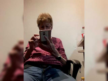 Reife-dame webcam model stream image