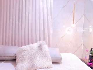 kimberly-montiel webcam model stream image