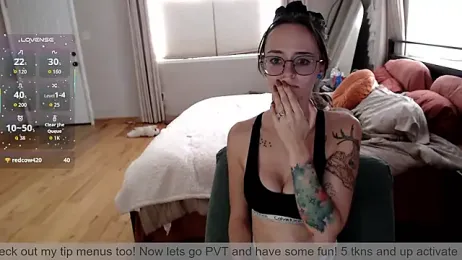 Plantbabeee webcam model stream image