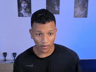Airon Garcia webcam model stream image