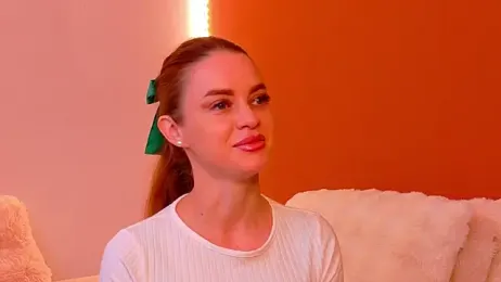 Mirra_ webcam model stream image