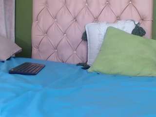 luciaspear webcam model stream image