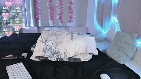 AliceBrunne webcam model stream image