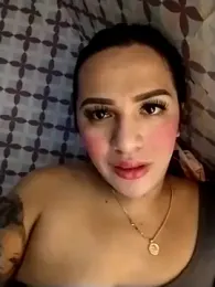 Yourbabyshane webcam model stream image