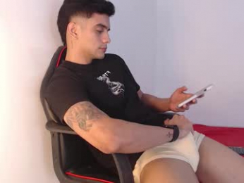 adama_soa webcam model stream image