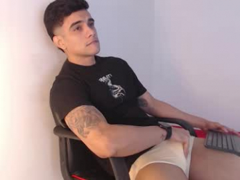 adama_soa webcam model stream image