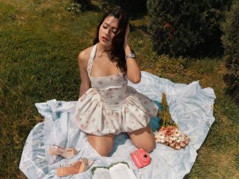 LiaZiff webcam livejasmin model stream image