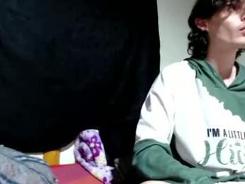 miahells webcam model stream image