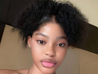 KandyBliss webcam model stream image