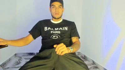 Mikee_scooth webcam model stream image