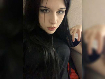 emogirl webcam bongacams model stream image