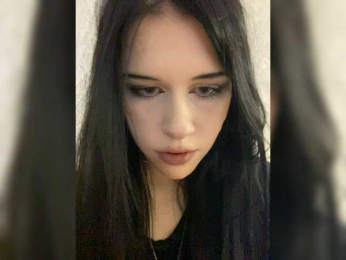 emogirl webcam bongacams model stream image