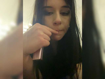 emogirl webcam model stream image