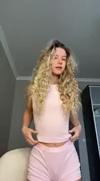 JessIsLove webcam stripchat model stream image