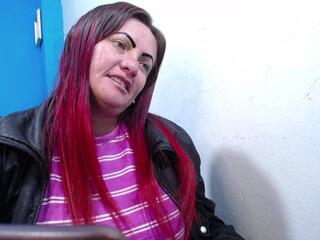 Carolinhe Flower webcam model stream image