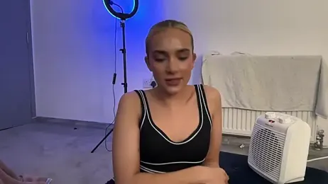 Naughtyblondex webcam model stream image