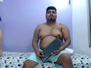 couplelatins69 webcam model stream image