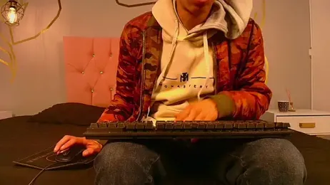 BurniingCouple webcam model stream image