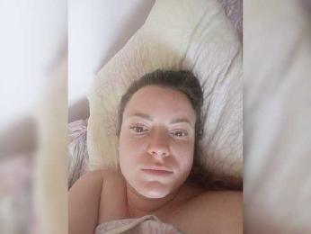 Silverrr32 webcam model stream image