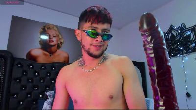 Vaalentino webcam model stream image