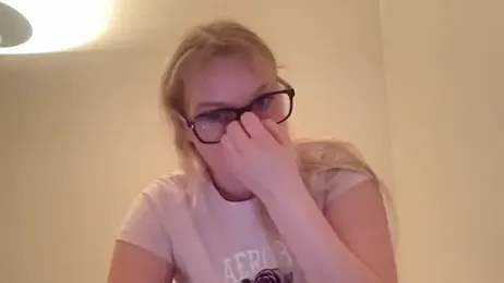 xoxokayy18 webcam model stream image