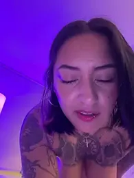 Rae_Lil_White webcam model stream image