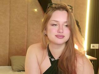 Kendra Parlow webcam model stream image