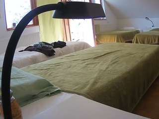voyeurcam-julmodels-bed-2 webcam model stream image