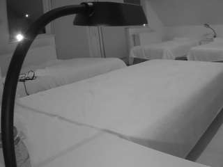 voyeurcam-julmodels-bed-2 webcam model stream image