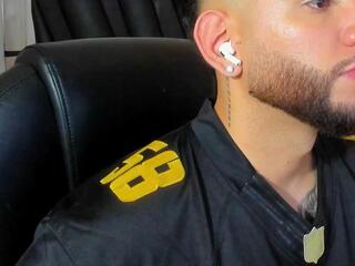 Robert Croy webcam model stream image