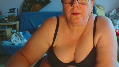 xmyriamx webcam cam4 model stream image