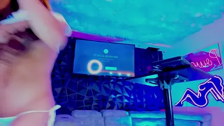 IsabelaDoll webcam model stream image