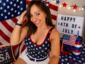 CharlotteDilucca webcam model stream image