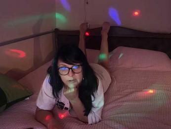 StellarTeam webcam model stream image