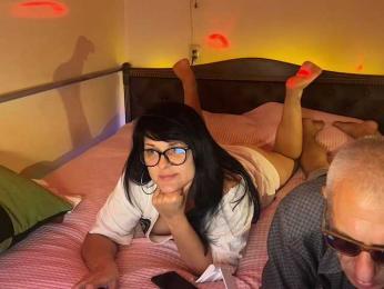 StellarTeam webcam model stream image