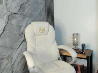 laurent-moore webcam model stream image