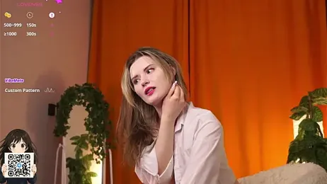 LoraDevon webcam model stream image