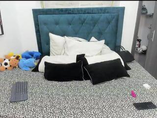 Scarlett Petite webcam model stream image