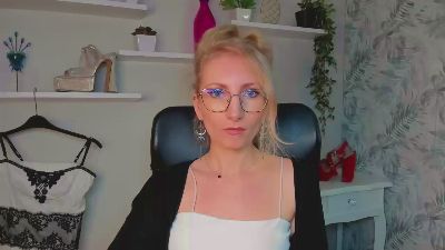 CinderellaMoon webcam cam4 model stream image