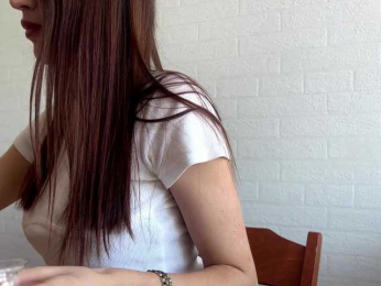 LeontineCuffie webcam bongacams model stream image