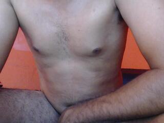 Aaron King webcam model stream image