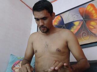 Aaron King webcam model stream image