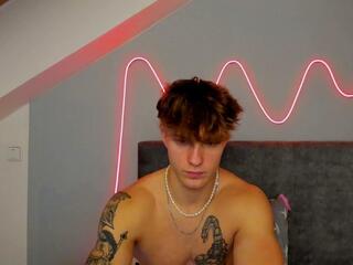 Levi Manning webcam flirt4free model stream image