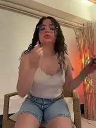 Antoniart_ webcam model stream image