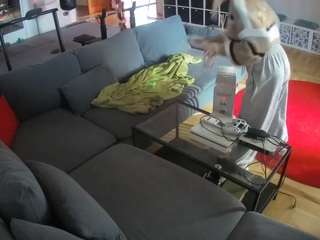 voyeurcam-julmodels-living-3 webcam model stream image