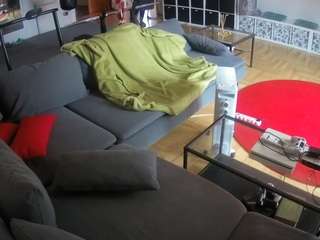 voyeurcam-julmodels-living-3 webcam model stream image