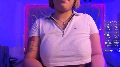 AlessiaDouce webcam model stream image