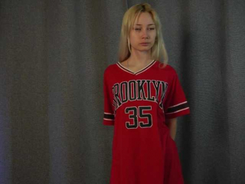 RosyCheeks1 webcam model stream image