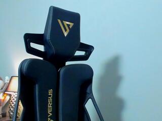 Brad Leon webcam model stream image