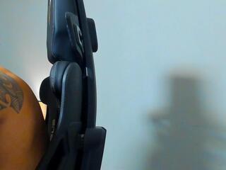 Brad Leon webcam model stream image